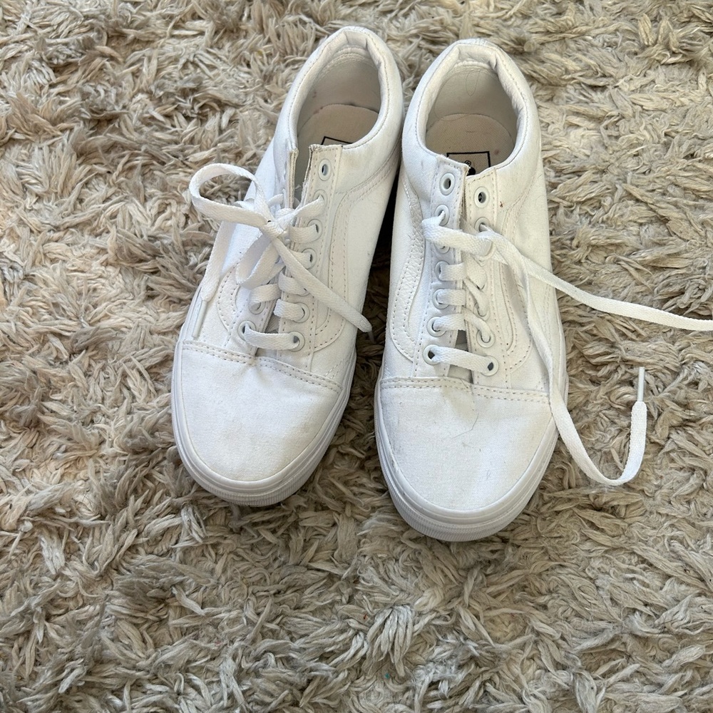 Vans Old Skool Classic Tumble Toe Sneakers - Picture 2 of 4